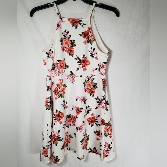 Almost Famous Off White Floral Spagetti Strap Dress Sz XL - Picture 10 of 10